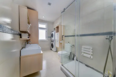 Zagreb, Gupčeva zvijezda – Moderan četverosoban stan NKP 140 m2
