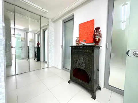 Rijeka - Moderna vila prvi red do mora 600 m2