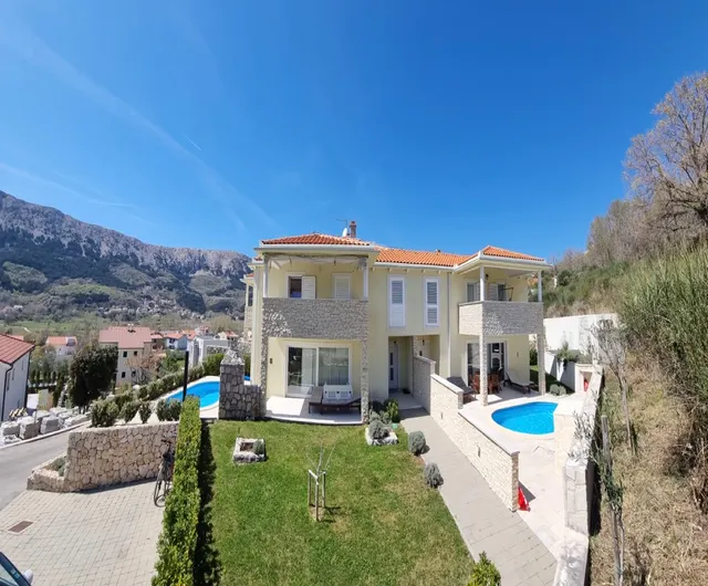 Otok Krk, Baška – Kuća s bazenom