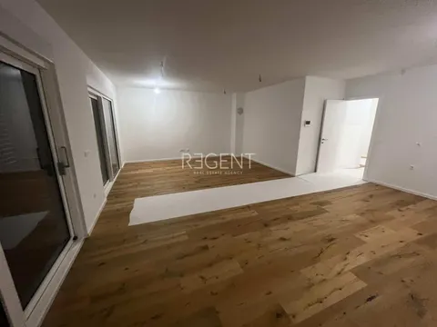 Zadar, Sukošan - Luksuzan trosoban stan 110 m2 novogradnja