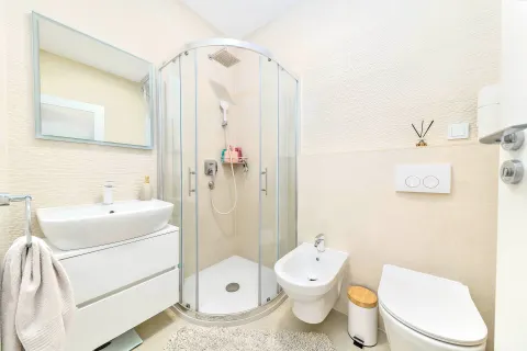 Zagreb, Šalata, Babonićeva - Prekrasan četverosoban stan s vrtom 213 m2