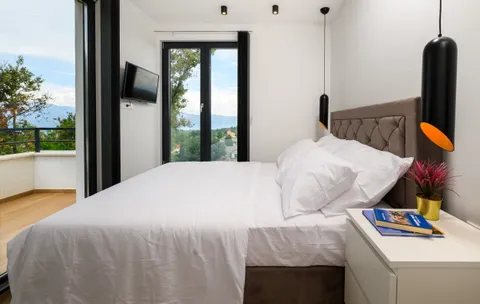 Brač, Škrip - Prekrasna kuća za odmor u netaknutoj prirodi 138 m2